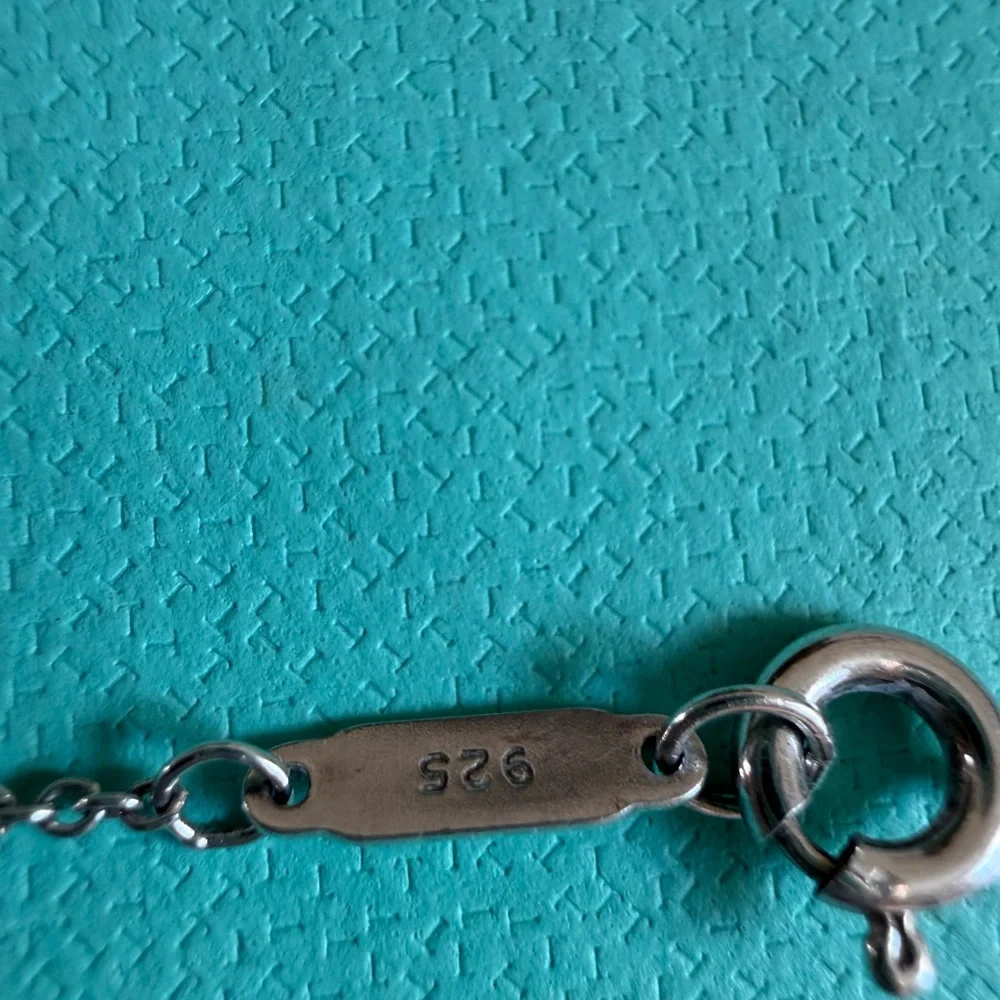 Tiffany & Co. Silver Filigree Heart & Key Pendant Necklace - Picture 4 of 6